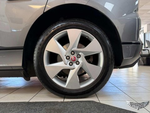 Jaguar I-Pace 400 90kWh SE Auto 4WD 5dr 72