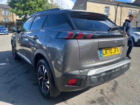 Peugeot 2008 PURETECH S/S ALLURE PREMIUM 6