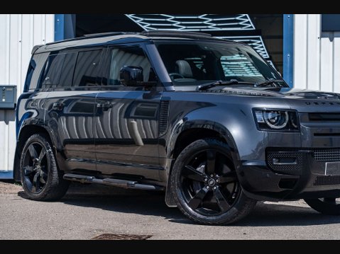 Land Rover Defender 3.0 Defender X-Dynamic HSE D MHEV Auto 4WD 5dr 7
