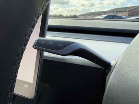 Tesla Model 3 (Dual Motor) Long Range Saloon 4dr Electric Auto 4WDE (346 ps) 37