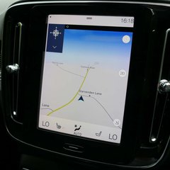 Volvo XC40 2.0 XC40 R-Design T4 Auto 5dr 1