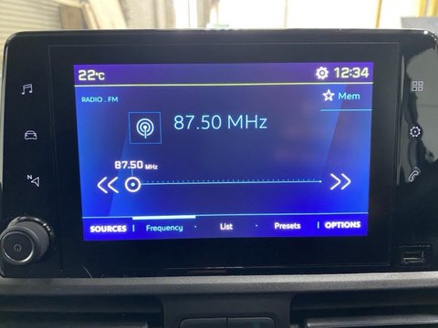 Peugeot Partner PROFESSIONAL PREMIUM PLUS L1 20