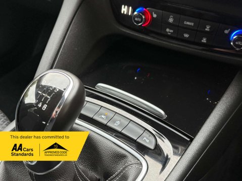 Vauxhall Insignia 1.5 Insignia Design TD 5dr 55