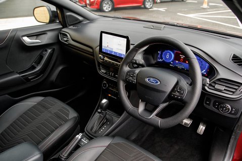 Ford Puma VIVID RUBY EDITION 4