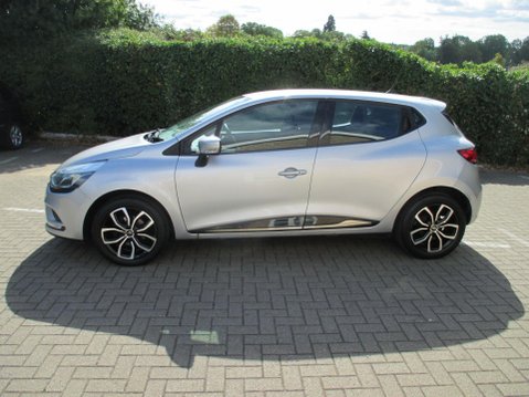 Renault Clio 0.9 TCe Play Euro 6 (s/s) 5dr 7