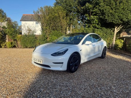 Tesla Model 3 (Dual Motor) Long Range Auto 4WDE 4dr 1