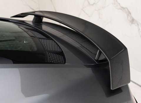 Audi R8 V10 Performance Carbon Black 26