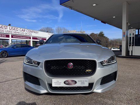 Jaguar XE SPORT 8