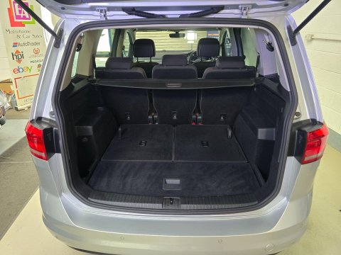 Volkswagen Touran 1.6 TDI BlueMotion Tech SE Euro 6 (s/s) 5dr 10