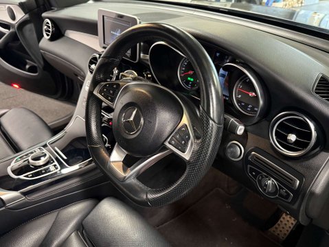 Mercedes-Benz GLC 2.1 GLC 220 D 4Matic AMG Line Auto 4WD 5dr 29