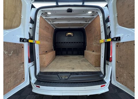 Ford Transit Custom 2.0 320 EcoBlue Limited Crew Van Double Cab 5dr Diesel Manual L2 H1 Euro 6 48