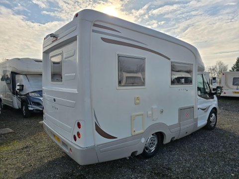 Auto-Sleepers Nuevo Eton 9