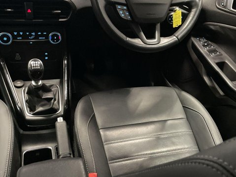 Ford Ecosport 1.0T EcoBoost Active SUV 5dr Petrol Manual Euro 6 (s/s) (125 ps) Bluetooth 36
