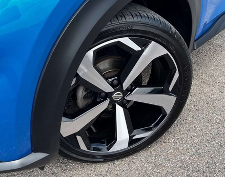 Nissan Juke 1.0 Juke Tekna DiG-T 5dr 3