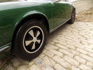 Porsche 911 T 2.2 LWB - LHD COUPE 17