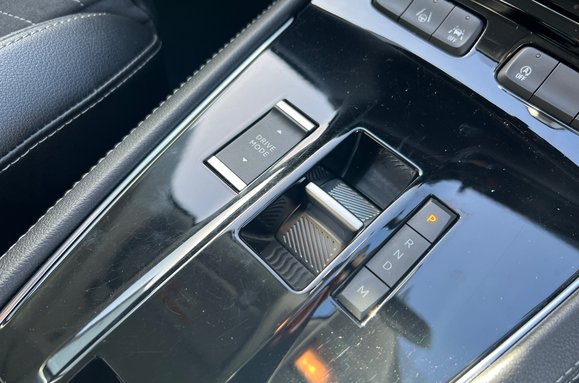 Vauxhall Grandland 1.5 Turbo D Ultimate Auto 17