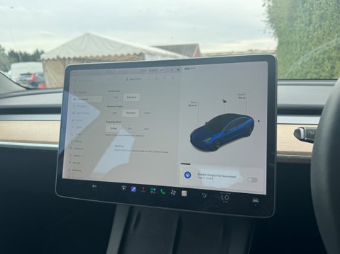 Tesla Model 3 (Sold) (Dual Motor) Long Range Saloon 4dr Electric Auto 4WDE (346 ps) 19