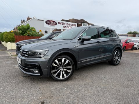 Volkswagen Tiguan R-LINE TECH TSI EVO DSG 1