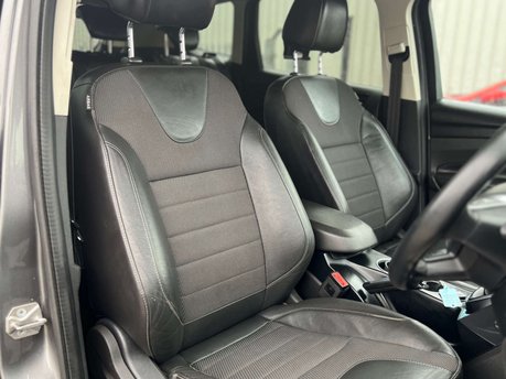 Ford Kuga 2.0 Kuga Titanium 4x4 TDCI 4WD 5dr 1