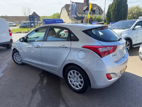 Hyundai i30 1.4 Classic Euro 5 5dr 9