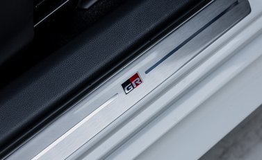 Toyota Yaris GR-Y CIRCUIT 43