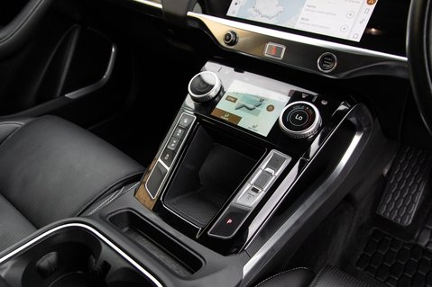 Jaguar I-Pace HSE 34