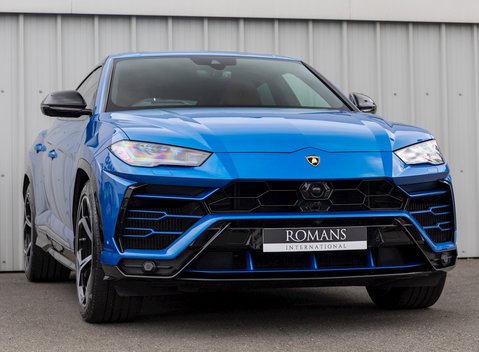 Lamborghini Urus 1