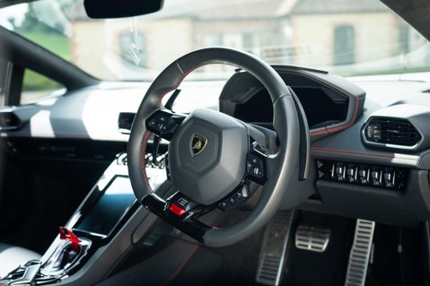 Lamborghini Huracan 5.2 V10 LP 640-4 EVO LDF 4WD Euro 6 (s/s) 2dr 36