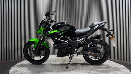 Kawasaki Z 2023 125CC NAKED BIKE MOT 10/27 WARRANTY SERVICED 1 OWNER 4