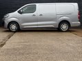 Vauxhall Vivaro 1.5 Vivaro 2900 Sportive S/S 8