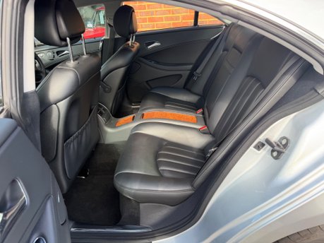 Mercedes-Benz CLS CLS320 CDI 29