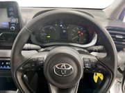 Toyota Yaris 1.5 VVT-h Icon Hatchback 5dr Petrol Hybrid E-CVT Euro 6 (s/s) (116 ps) Air 13