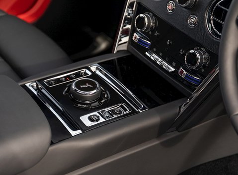 Rolls-Royce Cullinan 26