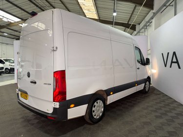 Mercedes-Benz Sprinter 2.0 Sprinter 315 Premium CDi MWB 3