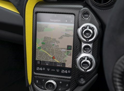 McLaren 720S Spider Performance 22