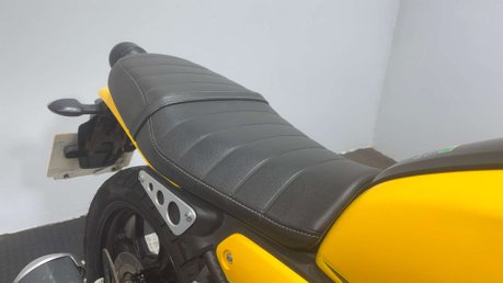 Yamaha XSR125 2021 34K 1 OWNER PROJECT BIKE SPARES OR REPAIR 125CC 9