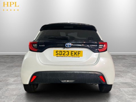 Toyota Yaris 1.5 VVT-h Design Hatchback 5dr Petrol Hybrid E-CVT Euro 6 (s/s) (116 ps) 6