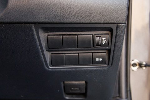 Toyota Yaris ICON FHEV 15