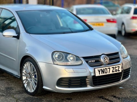 Volkswagen Golf 3.2 V6 R32 DSG 4Motion 5dr 32