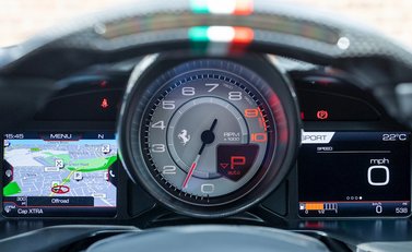 Ferrari 812 Superfast 16