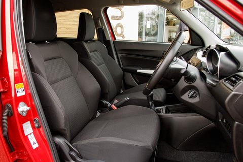 Suzuki Swift ATTITUDE DUALJET 25