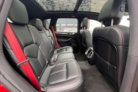 Porsche Cayenne 3.0 TD V6 SUV 5dr Diesel TiptronicS 4WD Euro 6 (s/s) (262 ps) 23