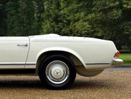Mercedes-Benz SL Series 230SL Pagoda 11
