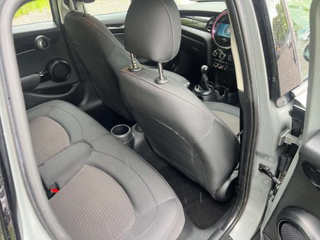 Mini Hatch 1.5 Cooper Classic 5dr 43