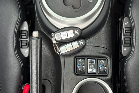 Nissan 370Z V6 GT AUTOMATIC ROADSTER - VERY RARE AUTO CONVERTIBLE 41