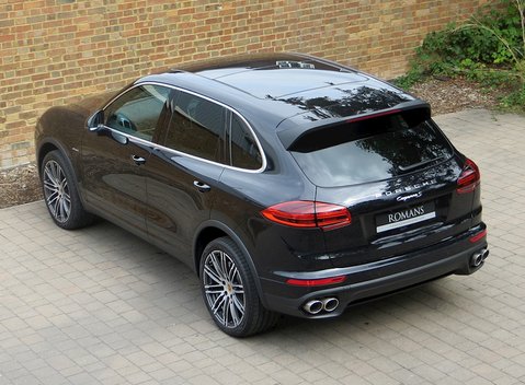 Porsche Cayenne S Diesel 2