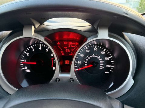 Nissan Juke 1.6 Juke N-Connecta CVT 5dr 16