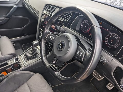 Volkswagen Golf R TSI 4MOTION DSG 20