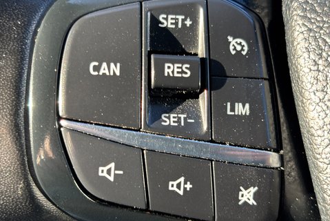 Ford Transit 350 L3 H3 Rwd Limited 170ps Panel Van - Rear Camera 29