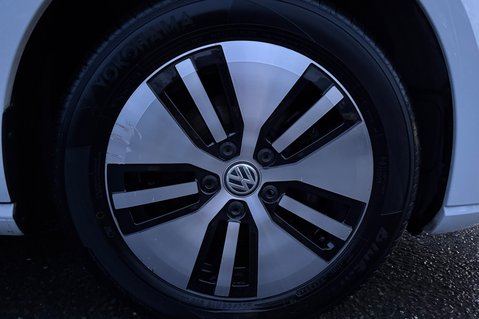 Volkswagen e-Golf E-GOLF - 12 MONTHS MOT -APPLE CAR PLAY  56